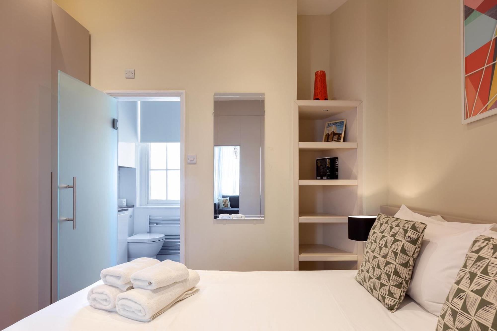 Superb One Bedroom Apartment In Soho London Luaran gambar